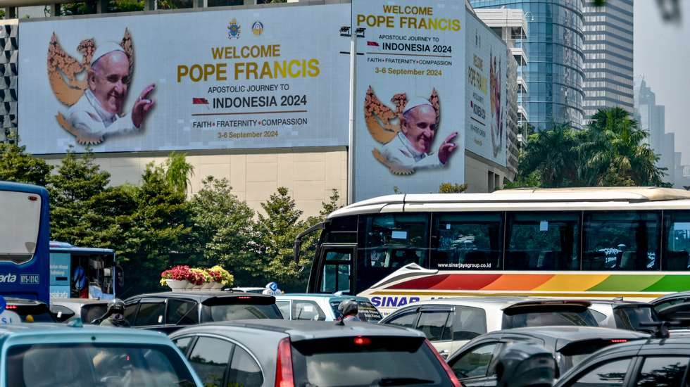 More than 32 thousand kilometers, 44 hours of flight: Pope Francis undertakes the longest apostolic journey and will visit Indonesia and East Timor