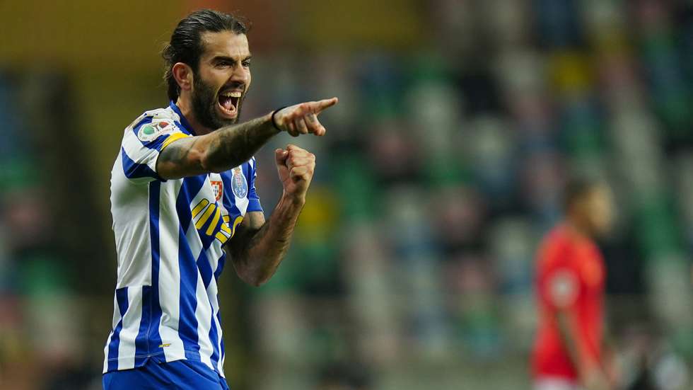 FC Porto v SL Benfica - Portuguese Super Cup