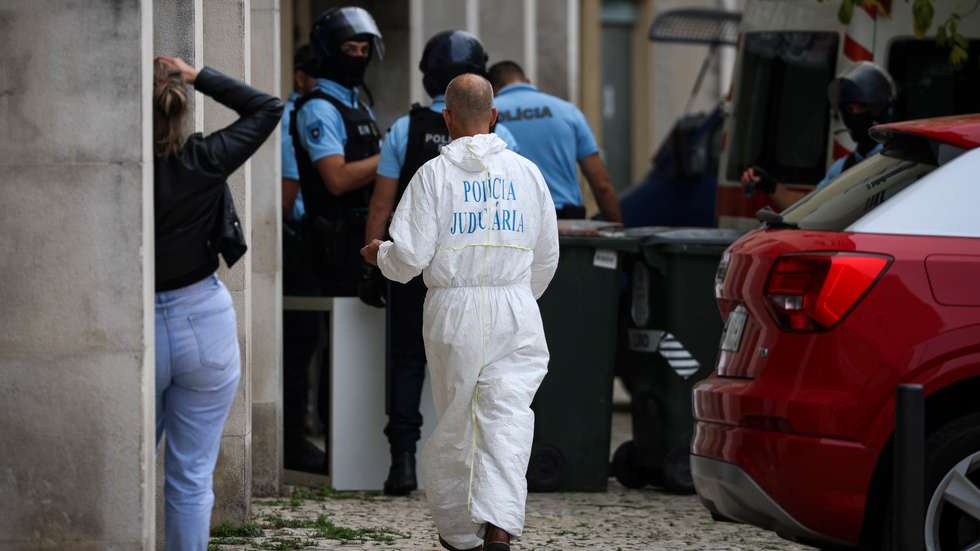 O suspeito responderá por homicídio qualificado na forma tentada e por violência doméstica