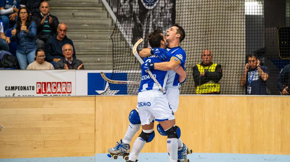 FC Porto começou clássico em desvantagem mas conseguiu a reviravolta para subir à liderança do Campeonato