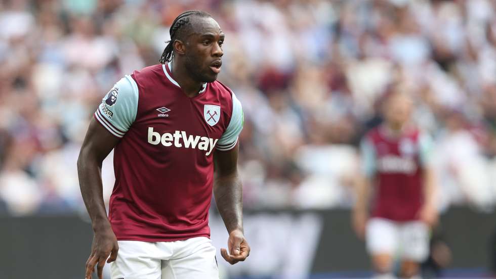 O jogador de 34 anos está no West Ham desde 2015, há praticamente uma década
