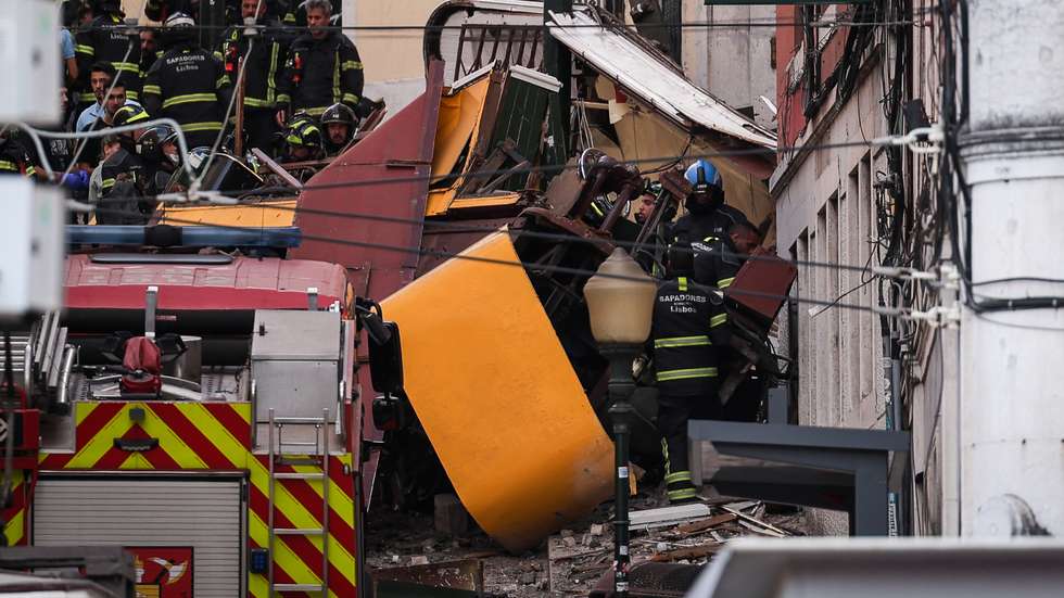 O descarrilamento do elevador da Glória provocou 16 mortes e 24 feridos
