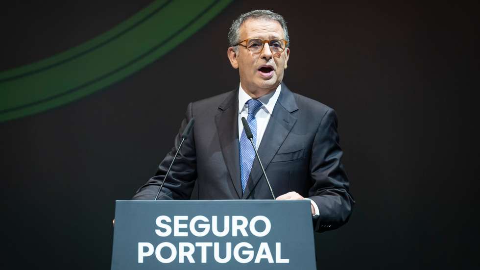"São cerca de 190 mil habitações que são necessárias em Portugal. No entanto, o número de casas que são vagas no nosso país é superior", afirmou o candidato presidencial