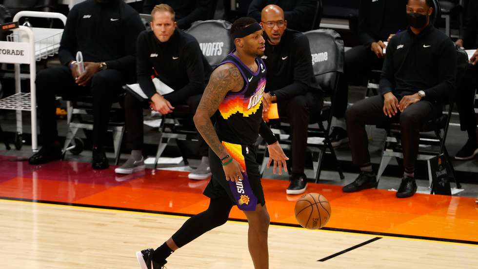 Torrey Craig vai ser sempre "premiado" com o anel de campeão. Resta saber se o vai aceitar caso a sua equipa atual perca