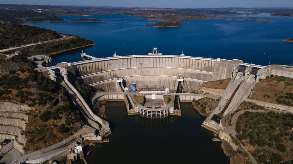 Produção de eletricidade nas barragens com bombagem atinge recorde a 15 de novembro
