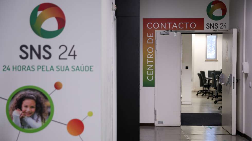 Recurso à linha SNS 24 também é fundamental para evitar idas desnecessárias às urgências