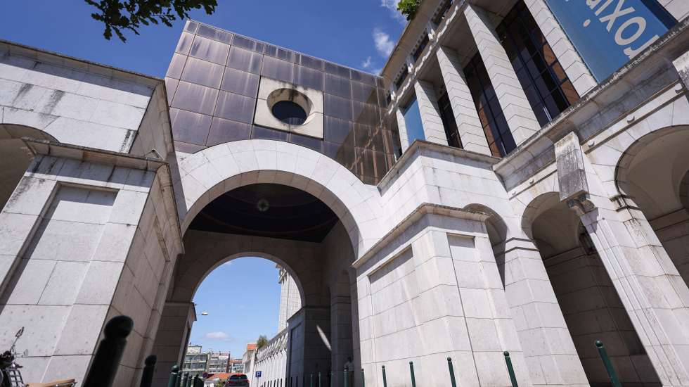 "O PRR foi o maior programa de investimento de sempre da Administração da República Portuguesa. Melhorou a vida de milhões de portugueses", asseverou o governante no comunicado