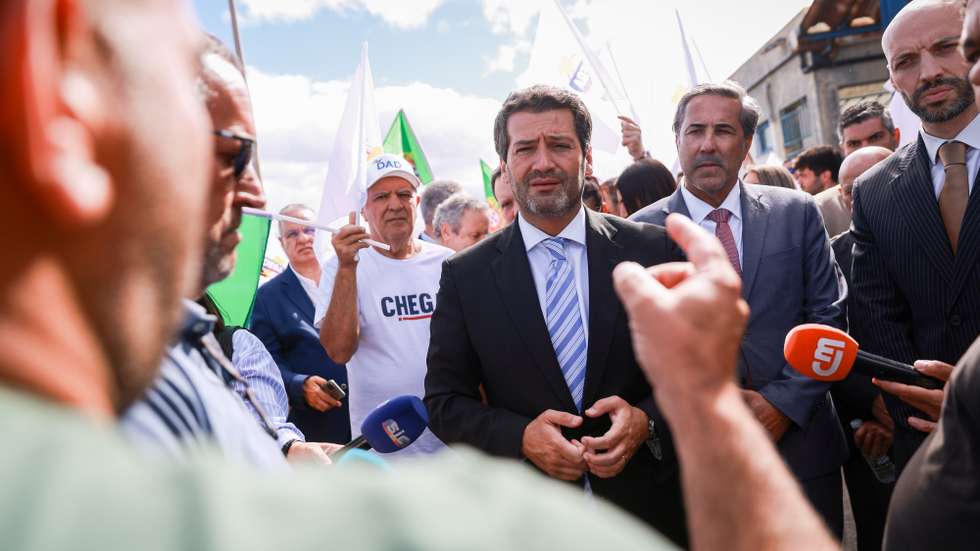 O líder do Chega responsabilizou Montenegro pela situação política na Madeira e pediu "coragem política" a Luís Montenegro para afastar Miguel Albuquerque