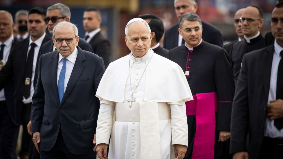 Roma tenta impedir a reconstituição de uma Igreja paralela, considera as ordenações ilícitas uma ameaça direta à unidade da Igreja
