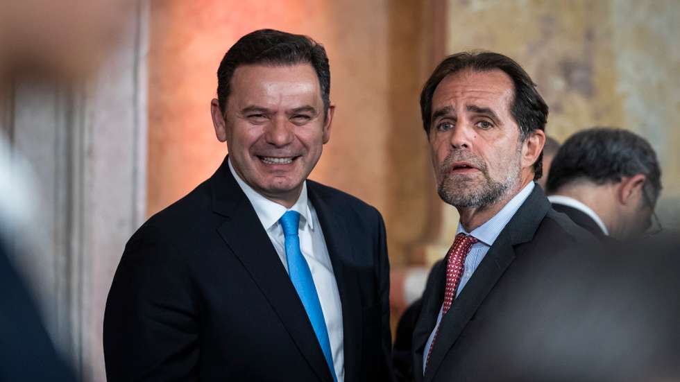 Miguel Albuquerque declarou que os madeirenses querem "respeito e consideração" da República e exigiu a resolução dos dossiês pendentes