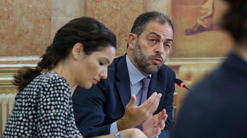 Daqui em diante, Duarte Cordeiro quer evitar a ribalta política para proteger a sua família, apesar de não ser arguido no caso