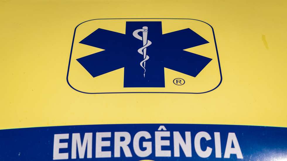 Ambulância de emergência