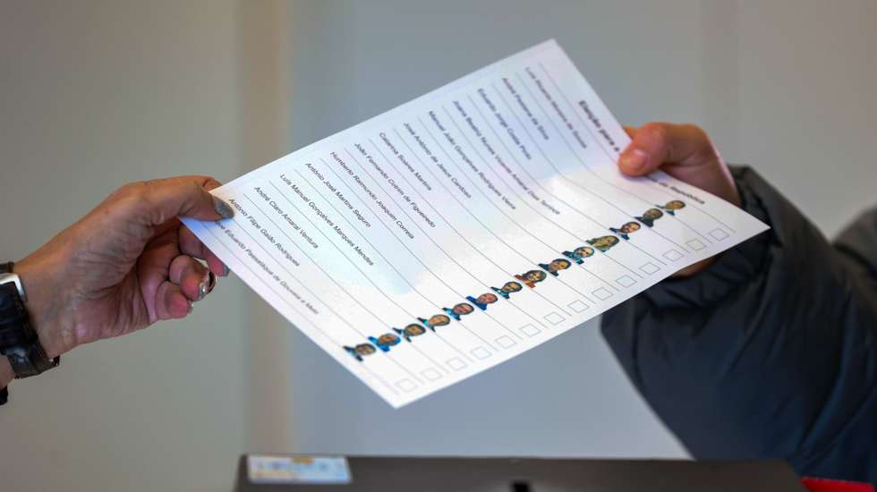 Nas últimas eleições presidenciais, entraram na corrida a Belém 11 candidatos, mas surgiram 14 nos boletins de voto