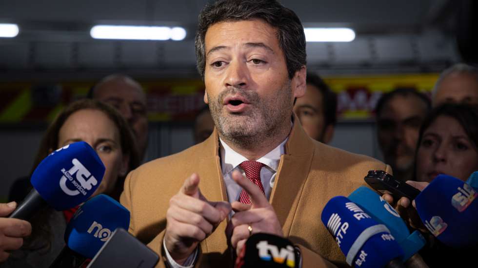Depois de já ter colocado como condição a redução da idade da reforma para aprovar as alterações laborais do executivo, Ventura insistiu esta sexta-feira no tema