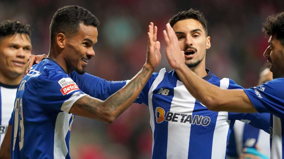 O avançado brasileiro marcou o único golo do jogo já na segunda parte