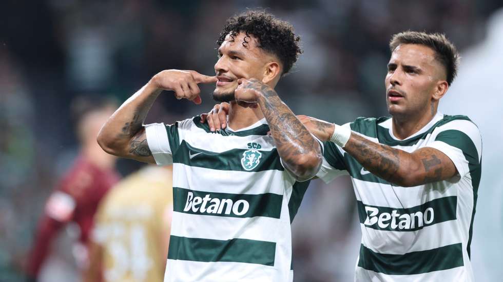 O avançado colombiano foi novamente titular pelos leões