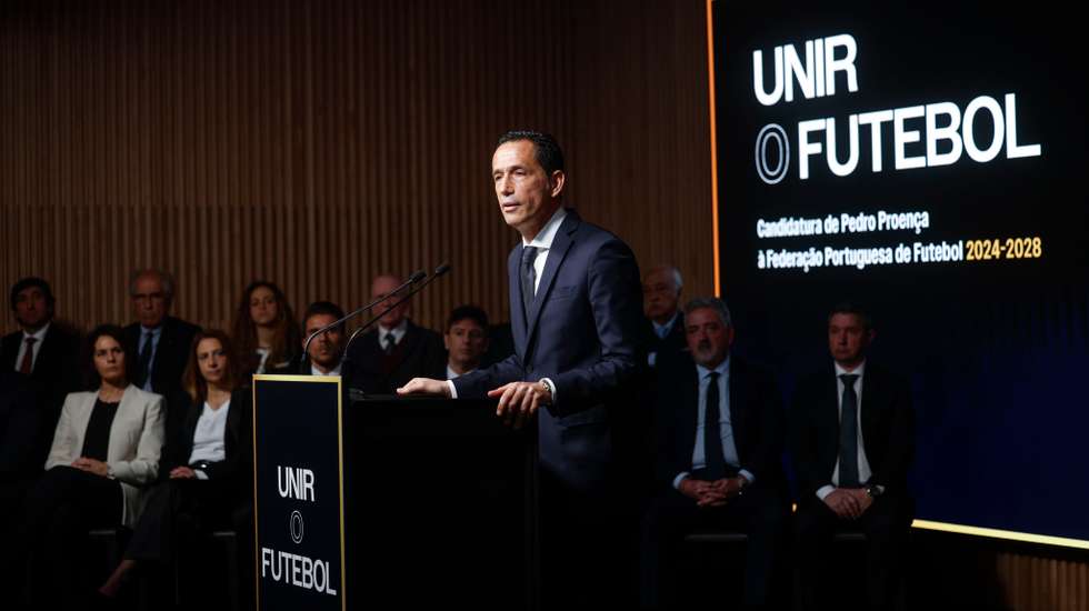 Pedro Proença terminou com a pior votação de sempre entre os candidatos ao Comité Executivo da UEFA, com apenas sete votos