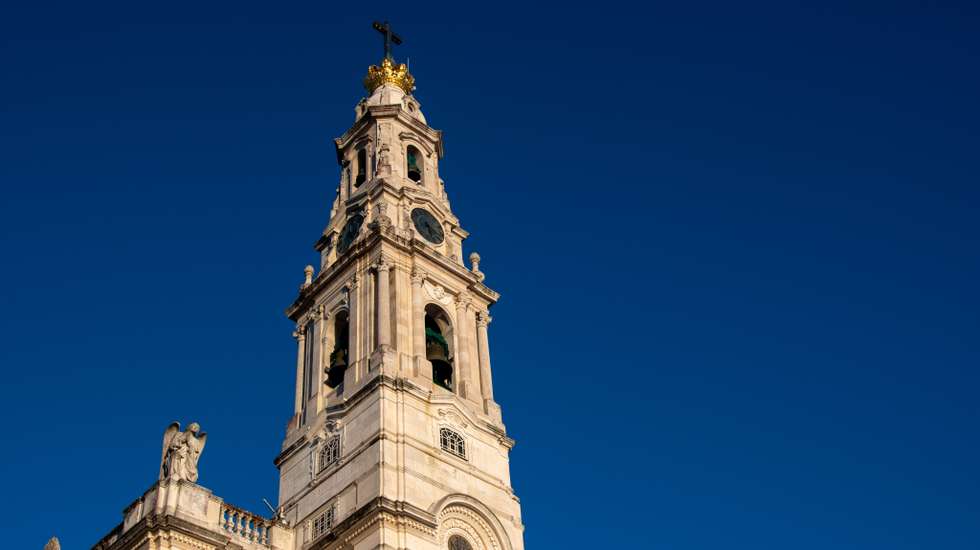 A JMJ vai realizar-se entre 1 e 6 de agosto em Lisboa, estando anunciada a deslocação do Papa Francisco ao Santuário de Fátima no dia 5.