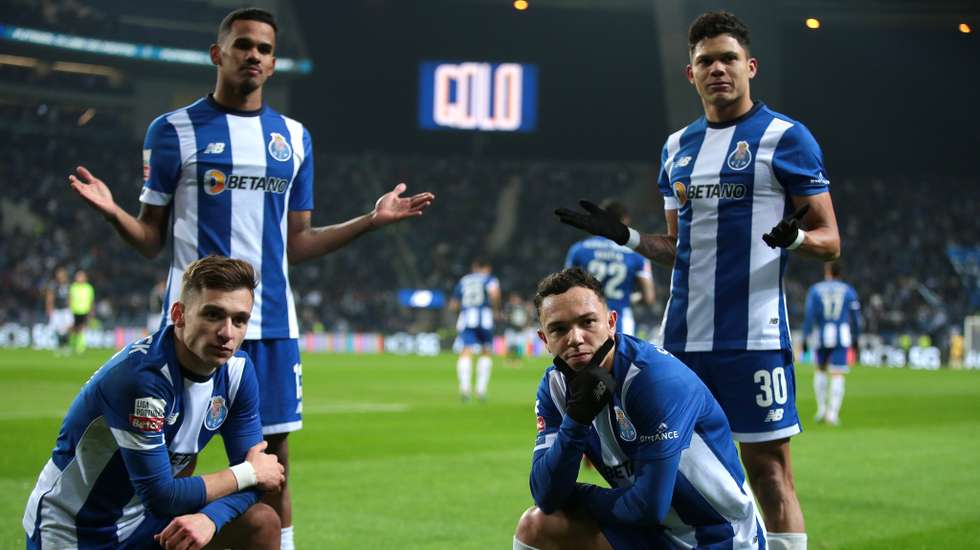 Dragões reservaram quatro golos para a segunda parte
