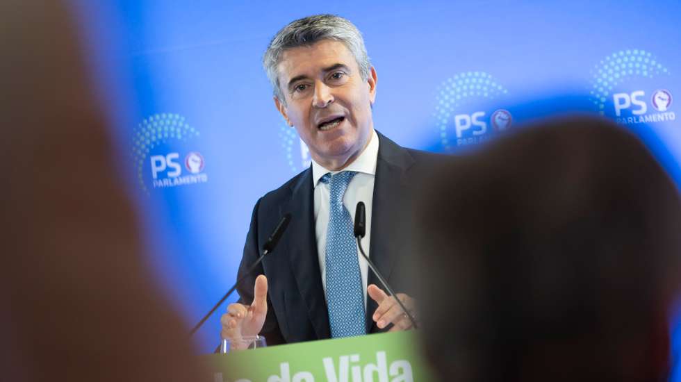 Carneiro encerrou esta terça-feira as Jornadas Parlamentares do PS que se realizaram na Área Metropolitana de Lisboa.