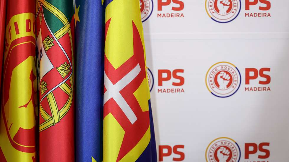 Os socialistas apontaram a redução da taxa do IVA como uma das soluções para atenuar o custo de vida, com a aplicação do diferencial fiscal máximo de 30%, previsto na Lei das Finanças Regionais
