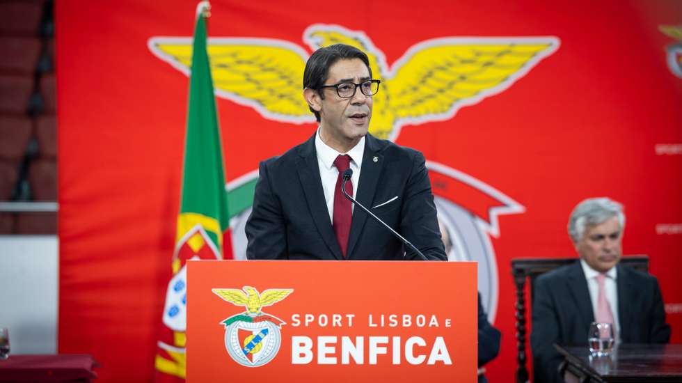 Neste momento, o capital social da SAD "encarnada" é de 115 milhões de euros