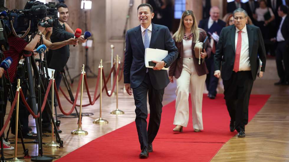 Luís Montenegro anunciou suplemento extraordinário para as pensões no debate do estado da nação