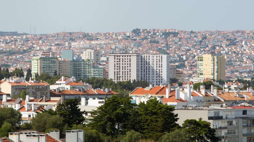 Portugal foi dos países em que menos se evoluiu no que toca à melhoria da eficiência energética das casas, num quadro europeu em que cerca de 48 milhões de europeus vivem em casas ineficientes nesta matéria