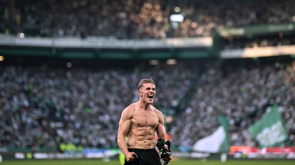 Viktor Gyökeres continua sem regressar ao plantel do Sporting, trabalhando com personal trainers enquanto Arsenal não consegue fechar contratação