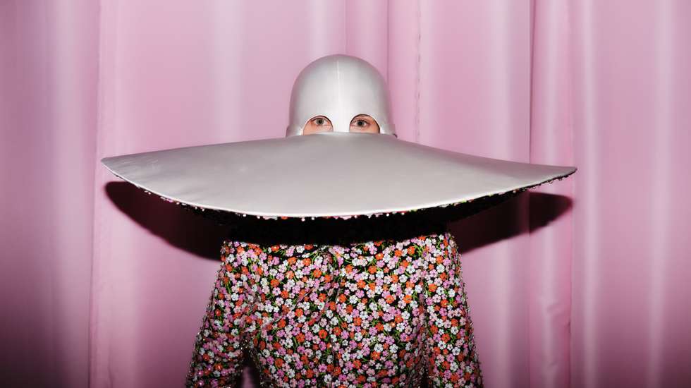 Richard Quinn - Backstage - LFW February 2022