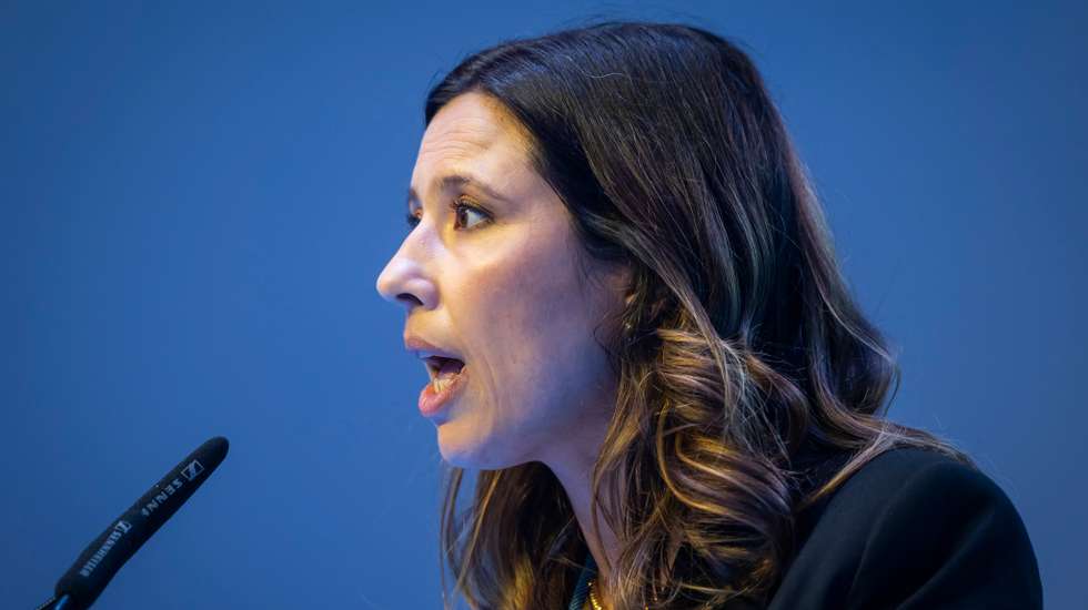 A ação contribui para a radicalização e reforço dos extremos, afirmou a líder do partido