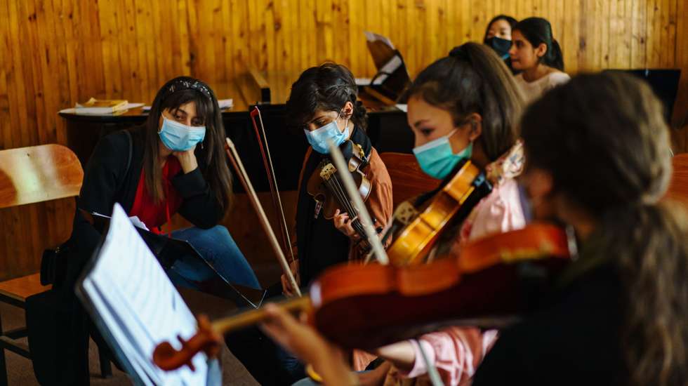 ZOHRA FEMALE ORCHESTRA