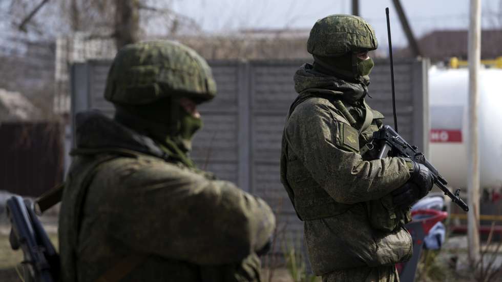 Soldados russos em Mariupol