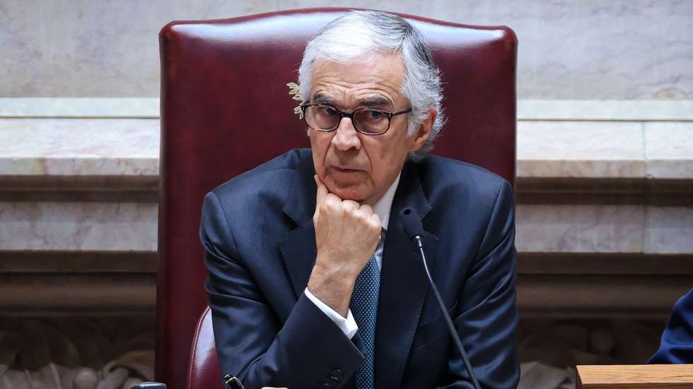 O Presidente da Assembleia da República rejeitou esta terça-feira o entendimento do primeiro pedido de avaliação de potencial conflito de interesses do líder do Chega