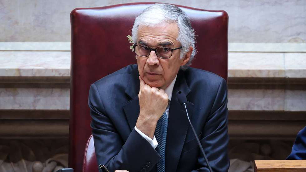 Aguiar-Branco desvaloriza a possibilidade de PSD, CDS, Chega e Iniciativa Liberal alterarem o preâmbulo da Constituição contra a vontade da esquerda