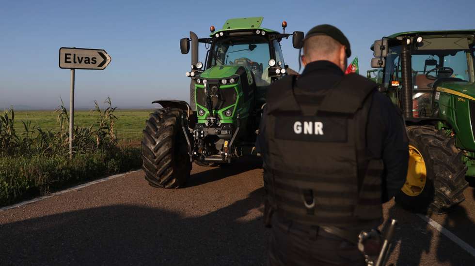 Os agricultores lembraram o impacto que a guerra da Ucrânia tem tido no aumento dos custos de produção
