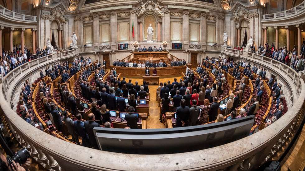 debate bi-semanal na assembleia da república portuguesa