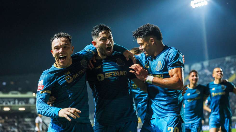Avançado brasileiro marcou o sétimo golo em quatro jogos