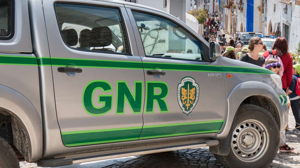 GNR deteve 3 suspeitos de tráfico e apreendeu 1.700 doses de cocaína em Barcelos
