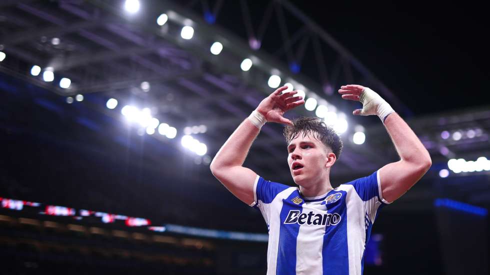 O avançado polaco estreou-se a marcar ainda nos primeiros instantes do jogo