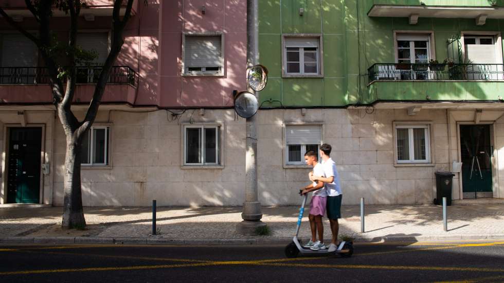 Associação Vizinhos em Lisboa propôs à Câmara Municipal de Lisboa que mantenha a contenção do alojamento local nas freguesias saturadas