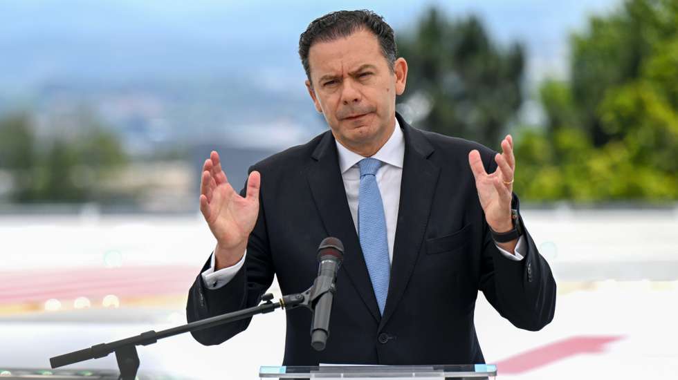 Luís Montenegro discursava durante a inauguração da primeira Unidade de Saúde Familiar com gestão privada do país