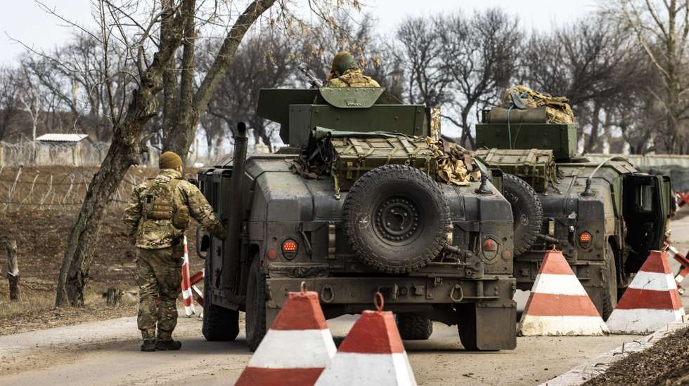 Residents in Ukraine's Donbas describe situation as 'terrifying'