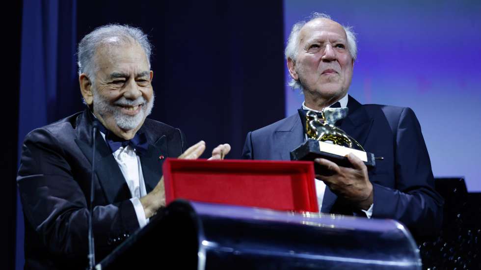 Francis Ford Coppola entregou a Werner Herzog um Leão De Ouro à carreira em Veneza
