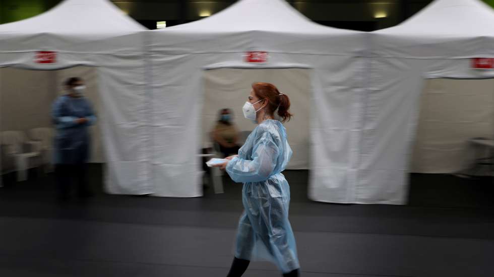 Portugal starts vaccination against COVID-19 of all teaching and non-teaching staff