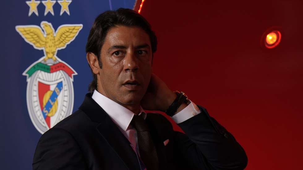 Rui Costa e a restante Direção terá de tomar posição sobre direito de preferência sobre ações de Vieira até dia 15, dois dias antes da AG Extraordinária do clube