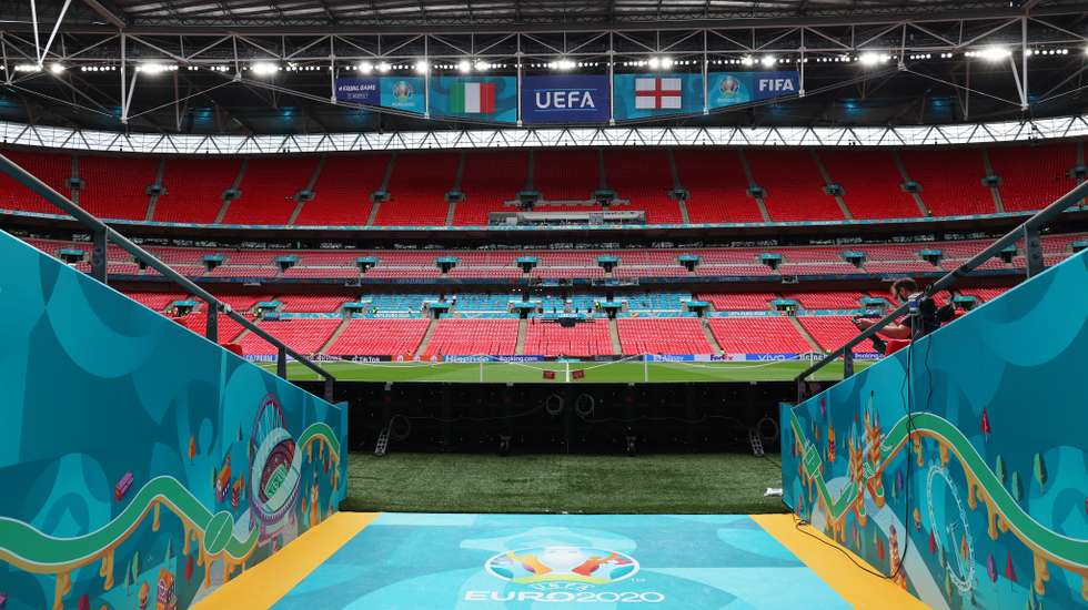 Jovem inglês faltou à primeira chamada a Wembley, mas a sua atitude valeu-lhe a chance de ver a final Inglaterra-Itália