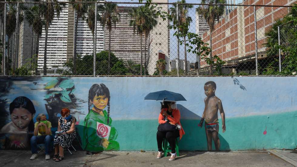 TOPSHOT-VENEZUELA-HEALTH-VIRUS-VACCINE