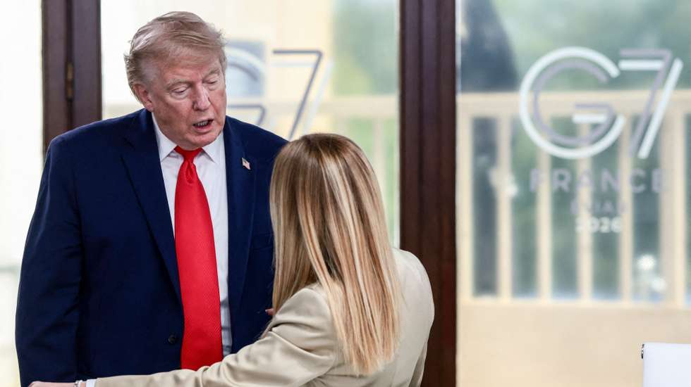 Donald Trump e Giorgia Meloni conversaram durante cimeira do G7 em Évian-les-Bains