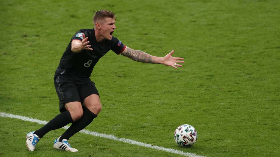 Toni Kroos tem sido uma das figuras da seleção alemã nos últimos anos. Retira-se do futebol internacional aos 31 anos